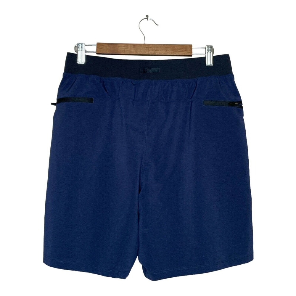 Fabletics 32 Mens Blue Flat Front Zipper Pockets Elastic Waist Athletic Shorts